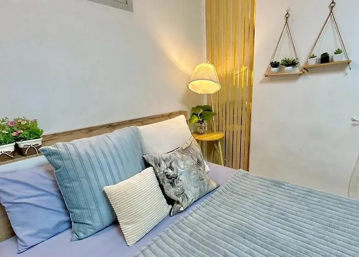 5br House Near Bts & Dmk, Free Van, Pets Ok, 9